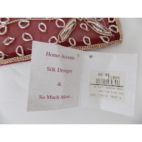 Set of 12 silk embroidered placemats metallic NWOT - Picture 4 of 6